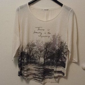 Printed 3/4-sleeve tee with print and crystals